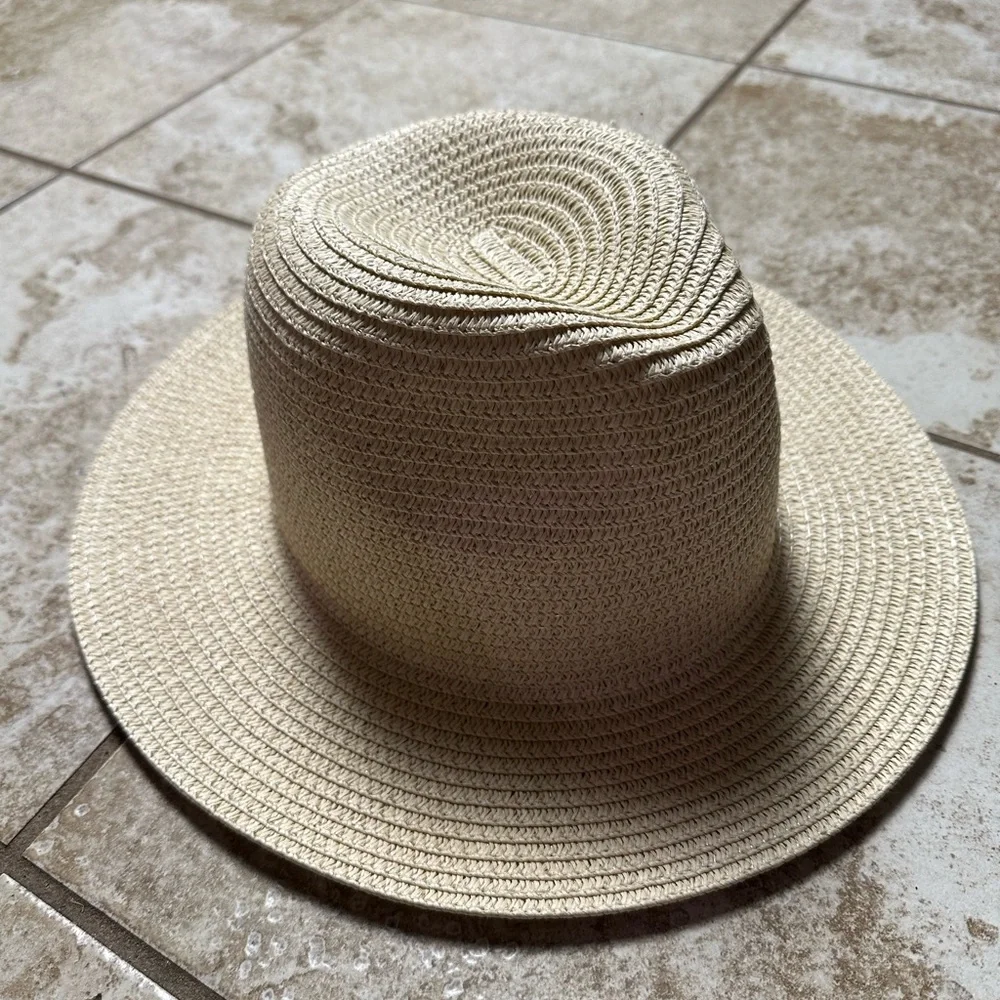 Straw Hat - Picture 9 of 10
